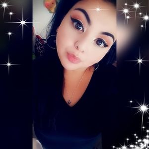 Meet your Posher, Jade